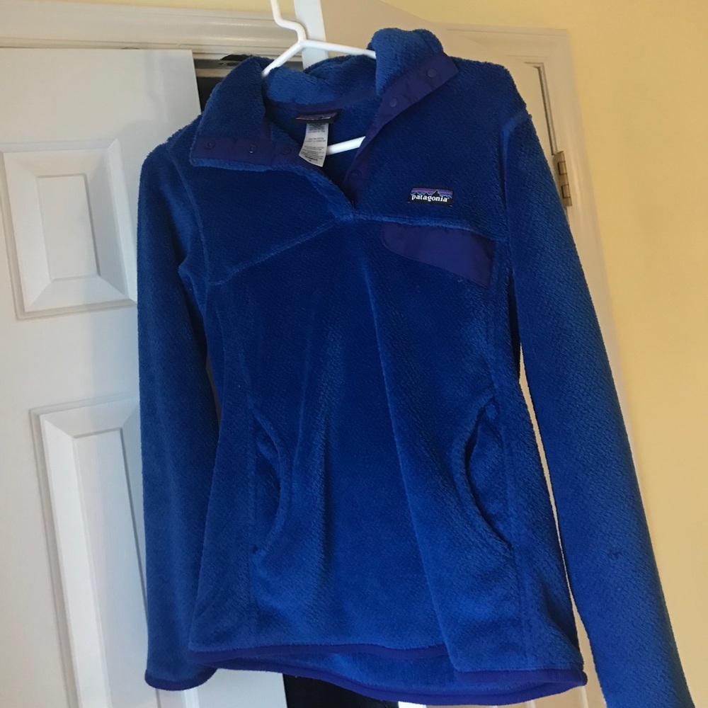 Blue Patagonia pullover